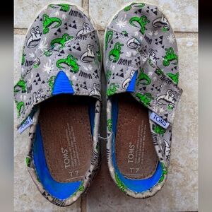 Toms Ash Canvas Dinosaur slip ons